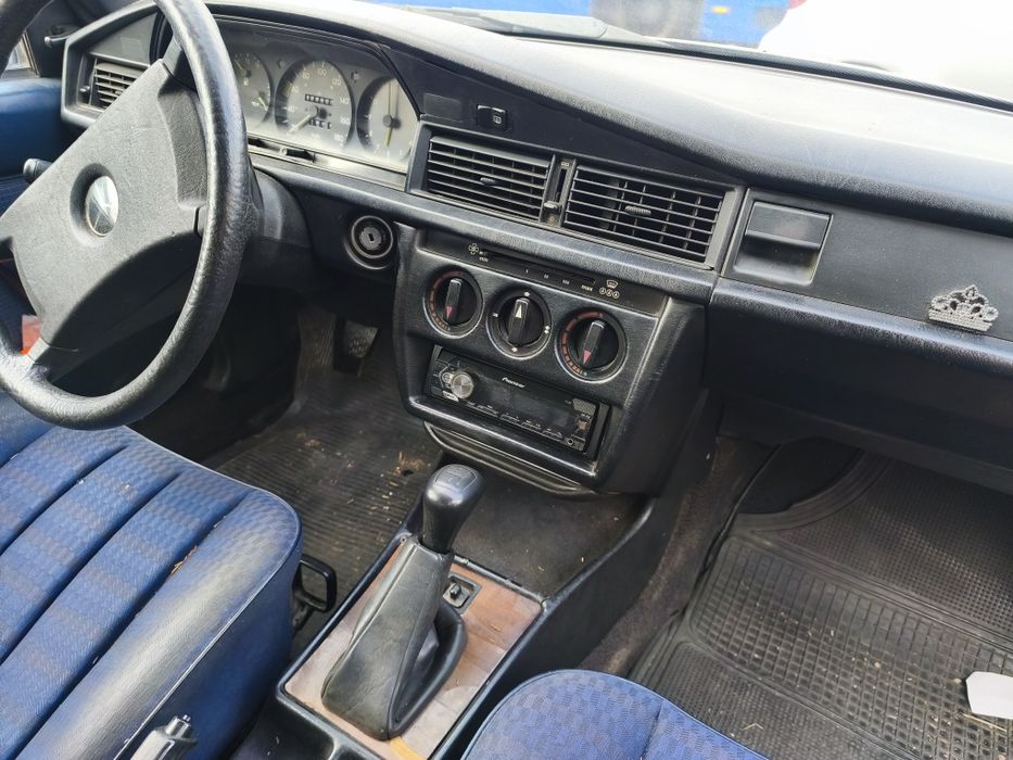 Vendo Mercedes 190d de 1984