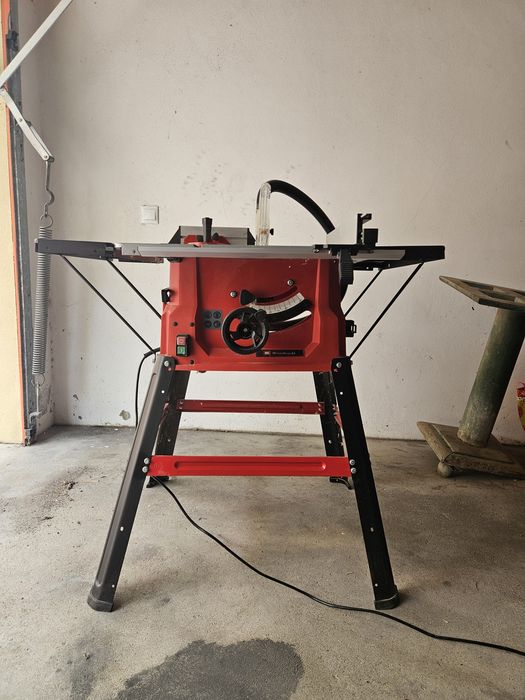 Serra bancada Einhell TC-TS 2025/2U