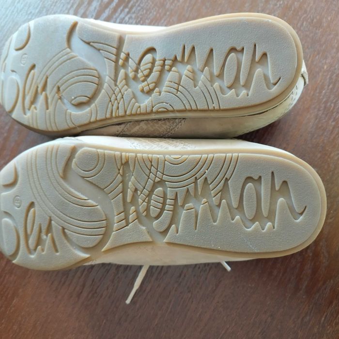 Sprzedam nowe, bardzo ładne ze skóry naturalnej buty męskie