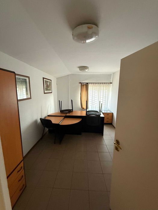 Magazyn i biura do wynajęcia, Tarczyn, duży plac, 17zł/m2