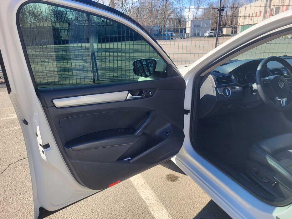 Продам Volkswagen Passat 2012р