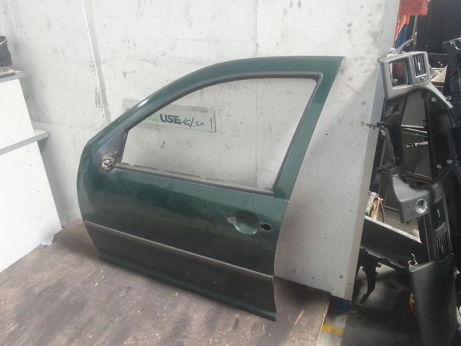 Porta frente esquerda VOLKSWAGEN Golf IV (1J1)