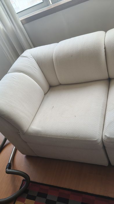Dou sofá Altamira a quem vier buscar.