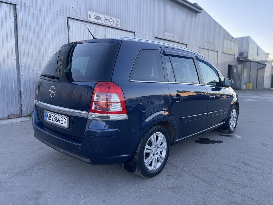 Opel Zafira 2011 1.7