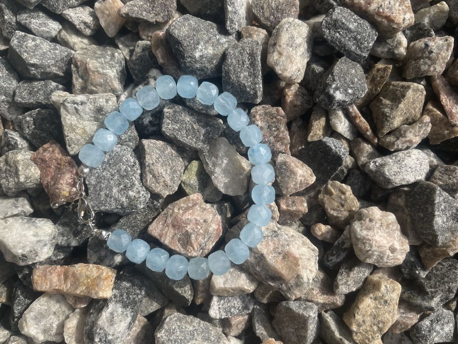 Браслет с аквамарина