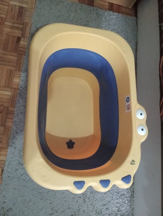 Banheira bebe usada duas vezes