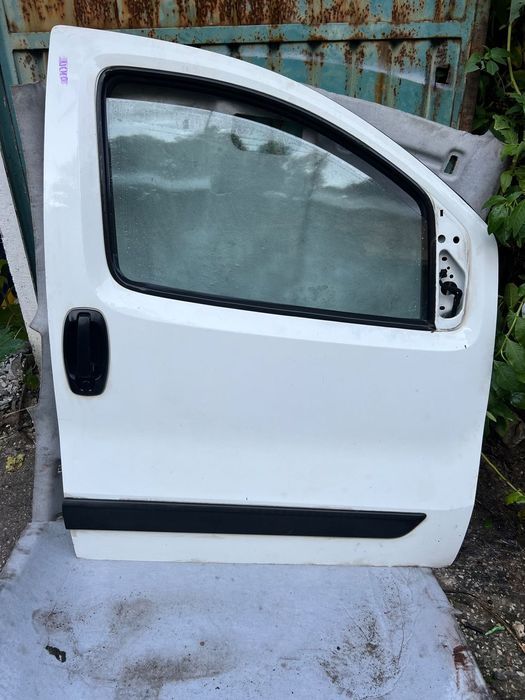 Porta frente Direita Citroen Nemo Fiat cubo Peugeot Bipper