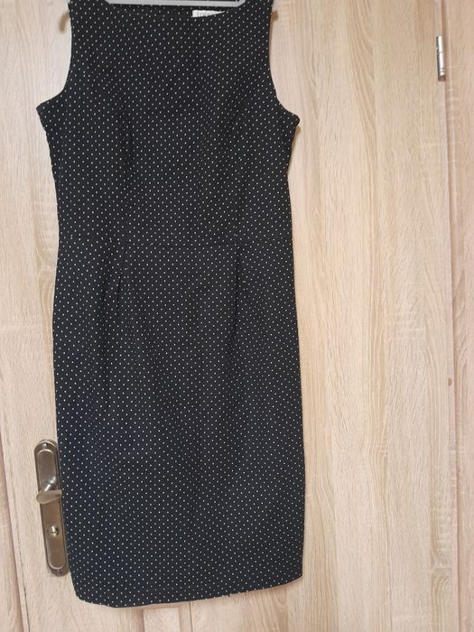 Śliczną sukienka z Topshop.