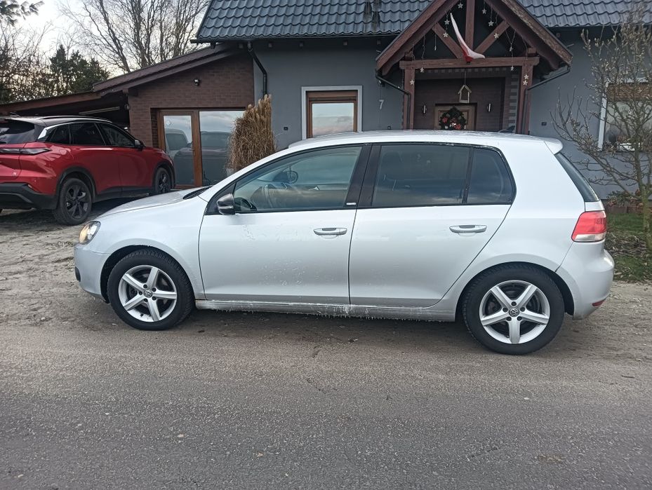 Volkswagen Golf.  6.  1.6tdi 2012r przebieg 168tys