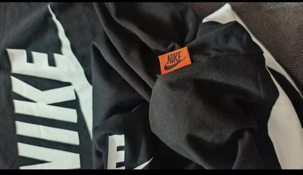 Sukienka sportowa damska Nike