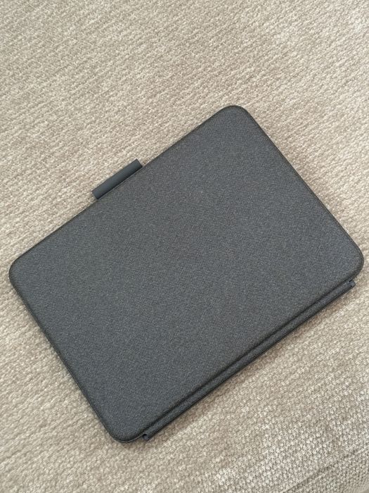 Teclado Combo Touch da Logitech para iPad (10. a geração)