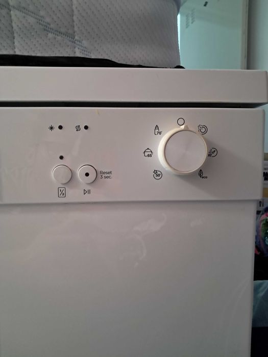Máquina lavar loiça Qilive (muito boa)