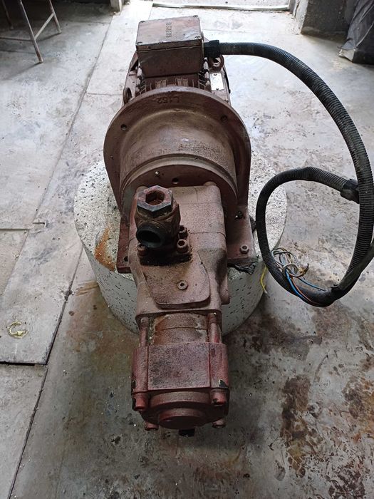 POMPA HYDRAULICZNA przemysłowa 7,5 kW ,65/250 bar