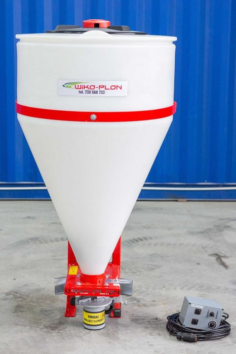 Siewnik poplonu poplonów 110l mieszadło 110l 180l Siewniki HIT