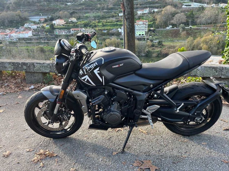 Mota Triumph Trident 660