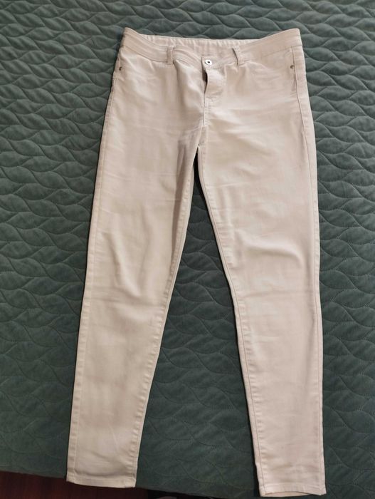 Calças de senhora brancas