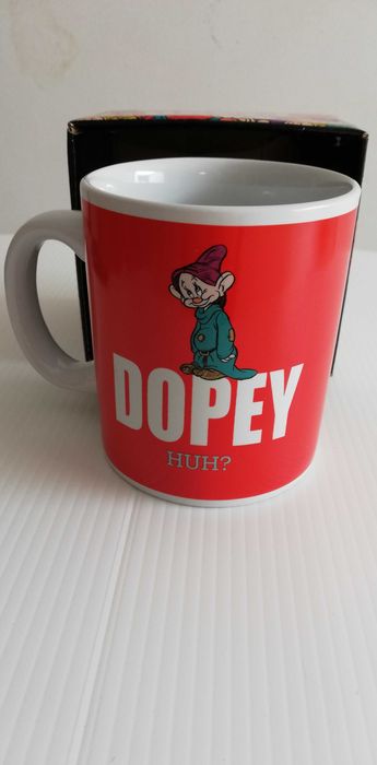 Caneca Dopy dos Sete Anões