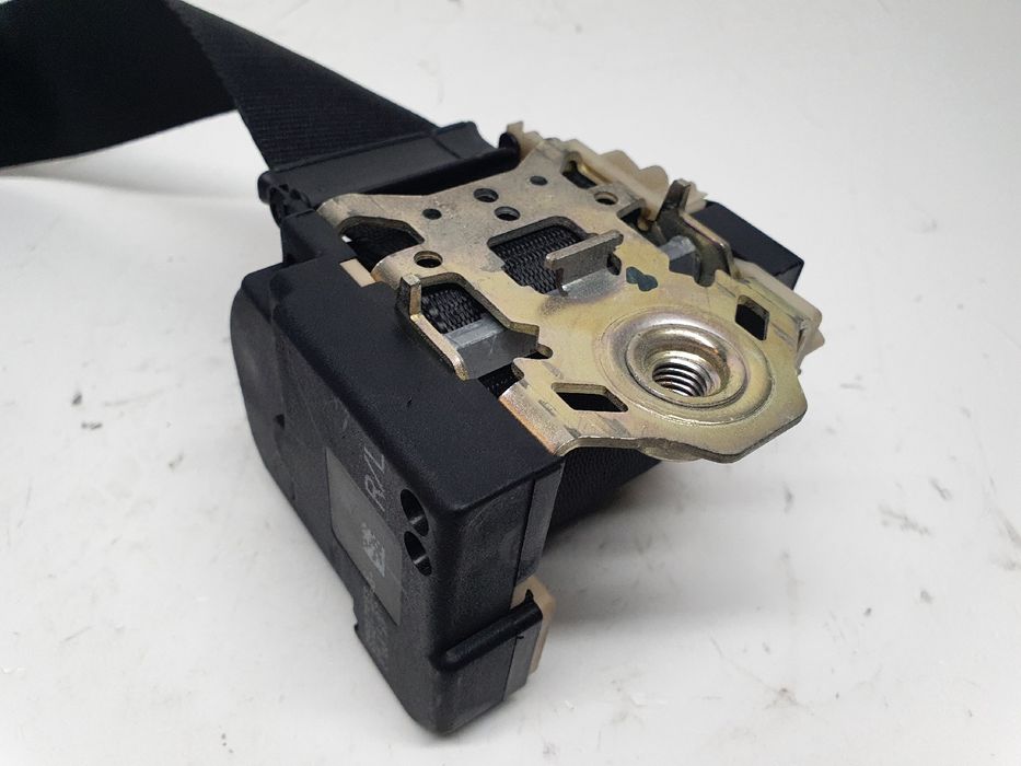 Cinto frente direito FORD Focus II (DA_)