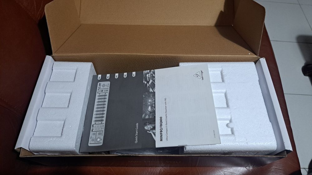 Vendo EQ Behringer Mini FBQ800