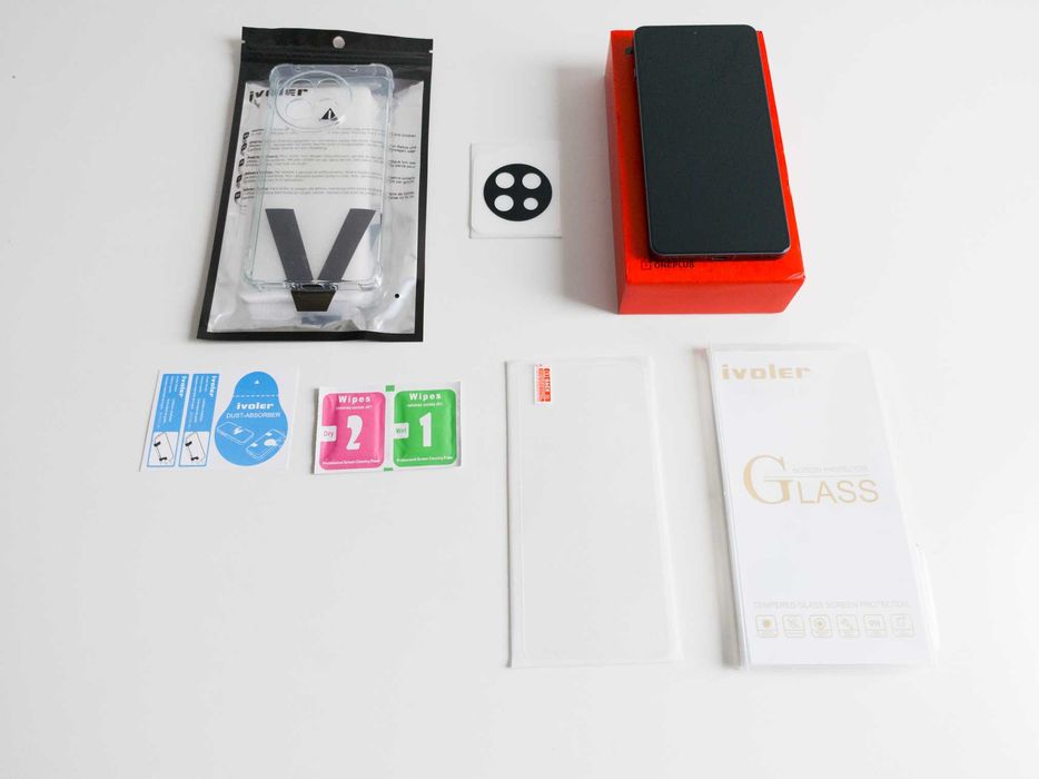 Smartfon OnePlus 13R 12 GB/256 GB 5G Global, gwar. komplet, idealny