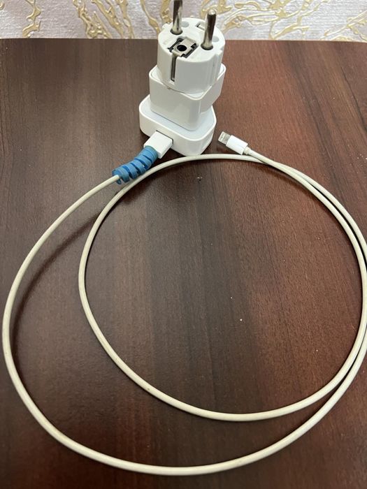 Продам на iphone блок