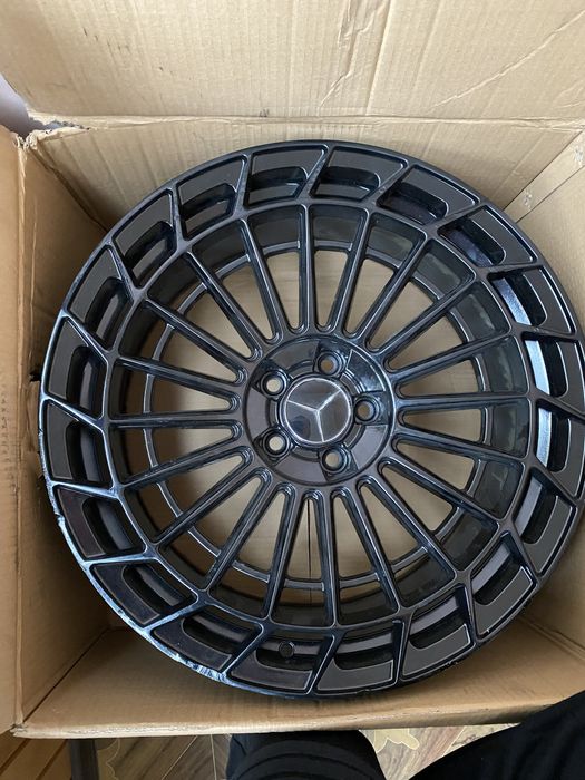 Продам диски на мерседес