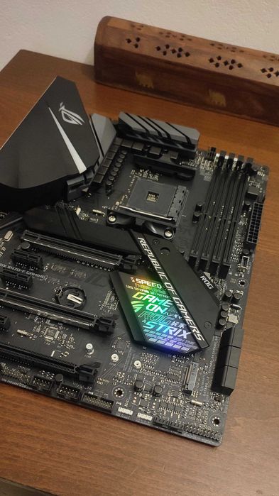 Bundle Asus x470 ATX + Ryzen 5700G