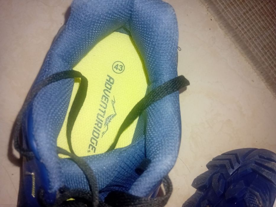 Tenis Adventuridge,