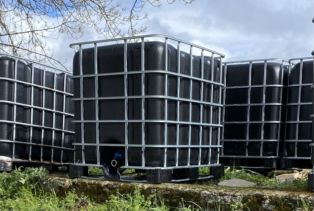 Depósitos, Tanques, Potes, Cubas, IBC, Etc Capacidade 1.000 litros