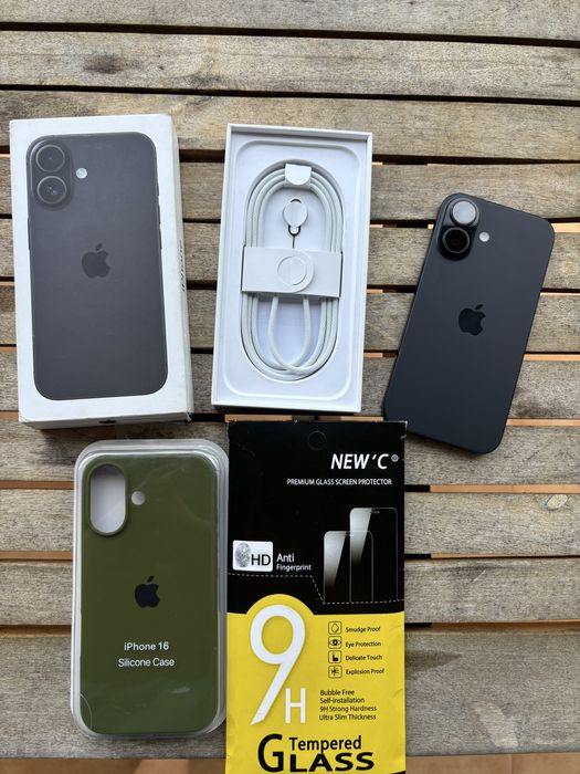 iPhone 16 - 128GB | Preto