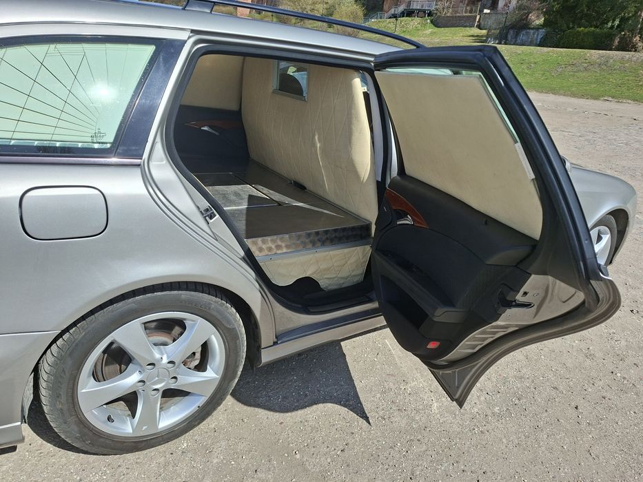 Sprzedam Mercedes w211 KARAWAN 2.2 dci