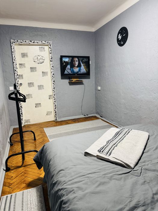 Подобово  3х кімнатна квартира Київ Соломʼянський р-н КАРАВАЄВІ ДАЧІ