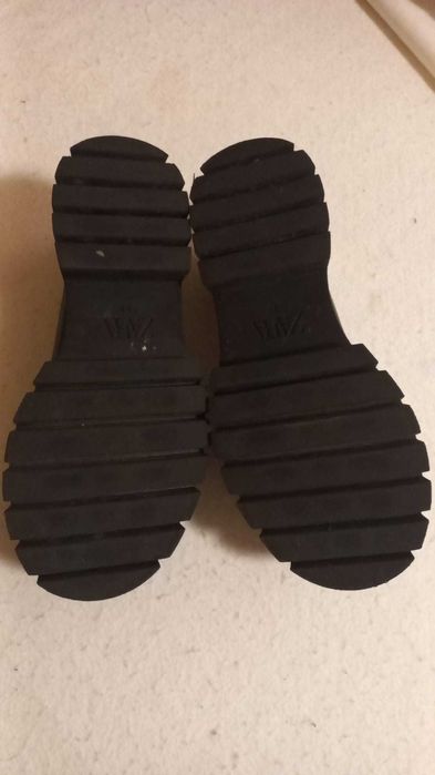 MOCASSIM preto (Zara)