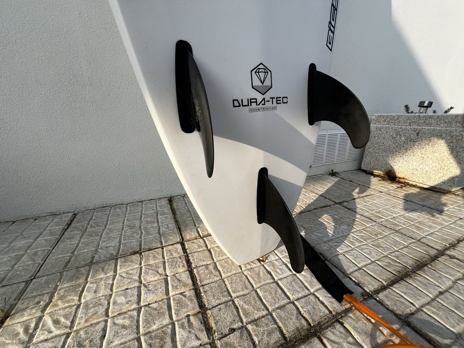 Prancha Surf Bic 7”3 + Saco Transporte + Sistema de Transporte Carro