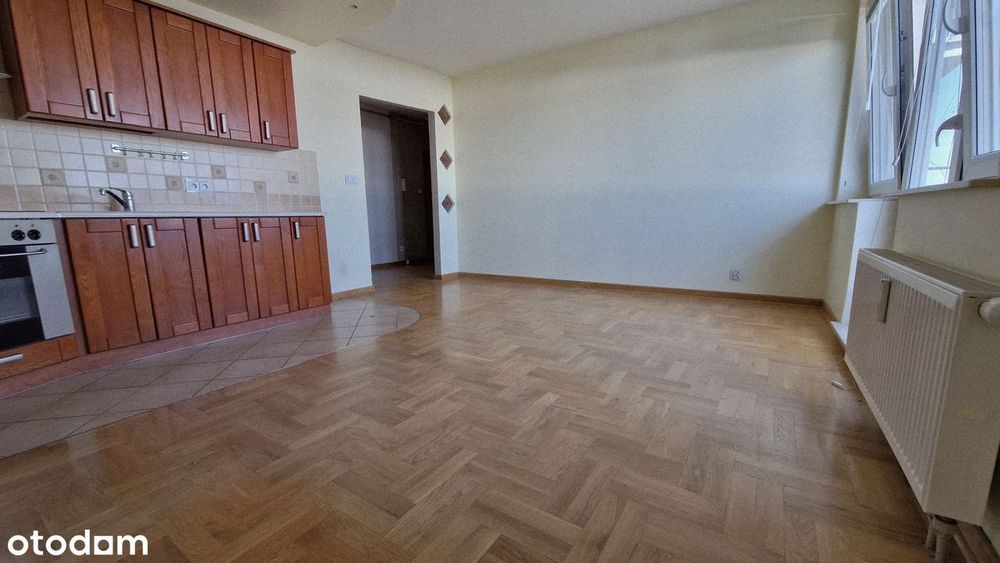 2-pokojowe mieszkanie z balkonem w bloku z windą