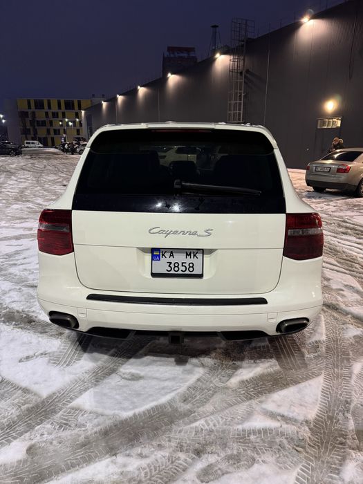 Porsche Cayenne 957