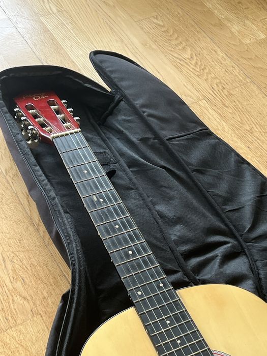 Guitarra Acústica - Play On