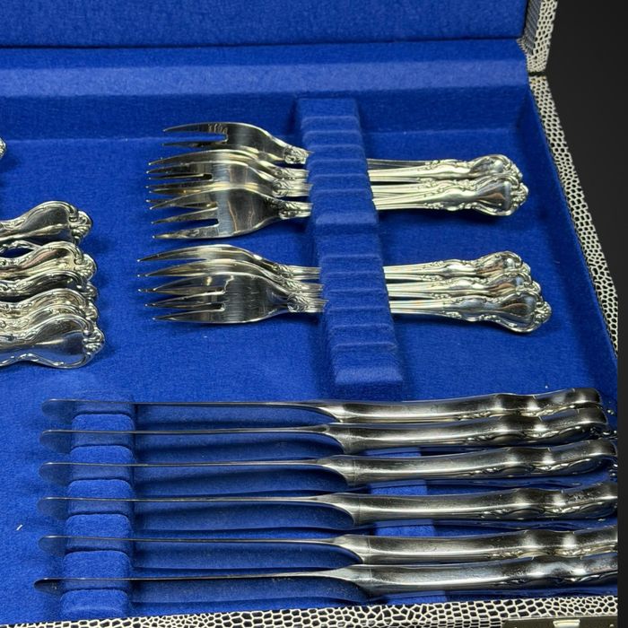 Komplet sztućcow dla 6 osób WMF cromargan B6/021405