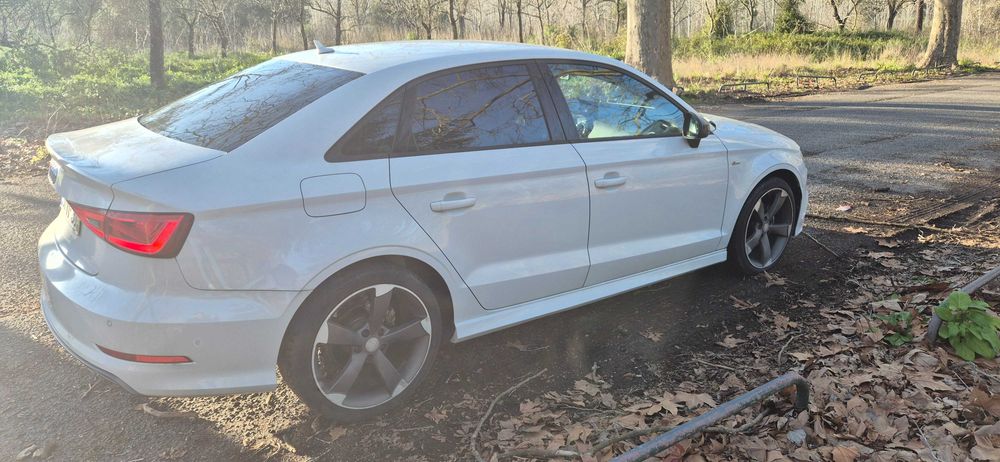 Audi A3 Limousine 1.6 TDI Full S-line