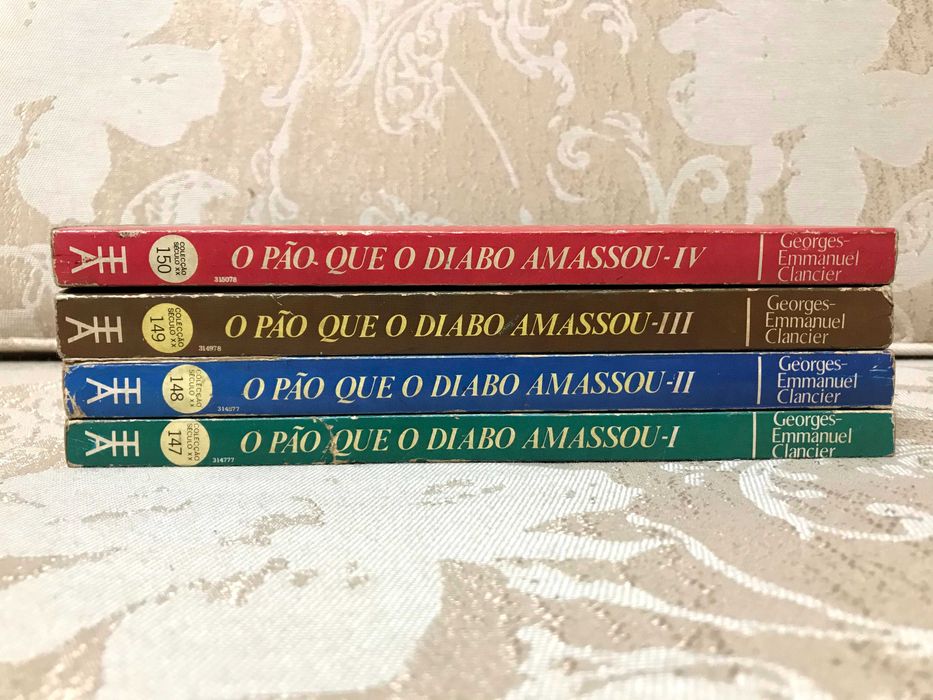 Vários Livros Antigos