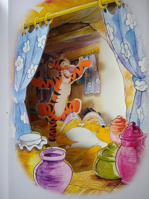 Bardzo Wietrzny Dzień. Magiczne Okienka - Kubuś Puchatek Disney