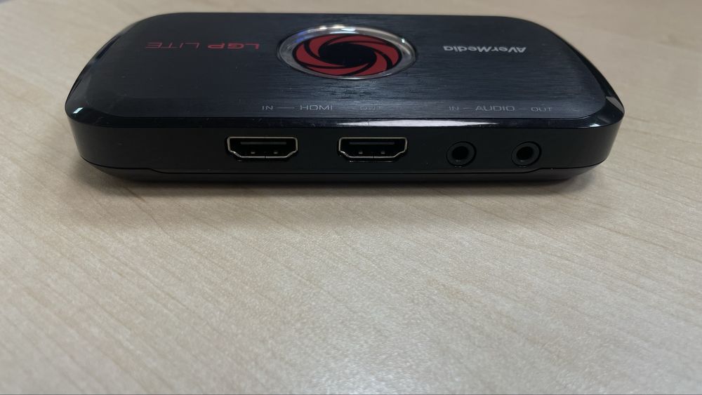 Карта відеозахвата AverMedia Lite Gl210