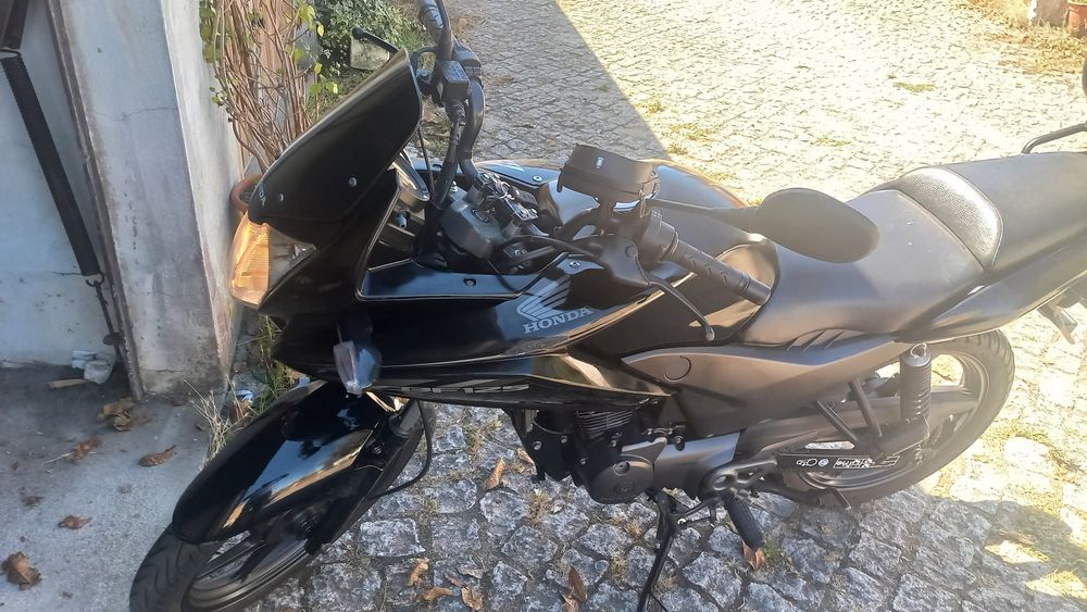 Vendo mota Honda CBF 125 de 2013