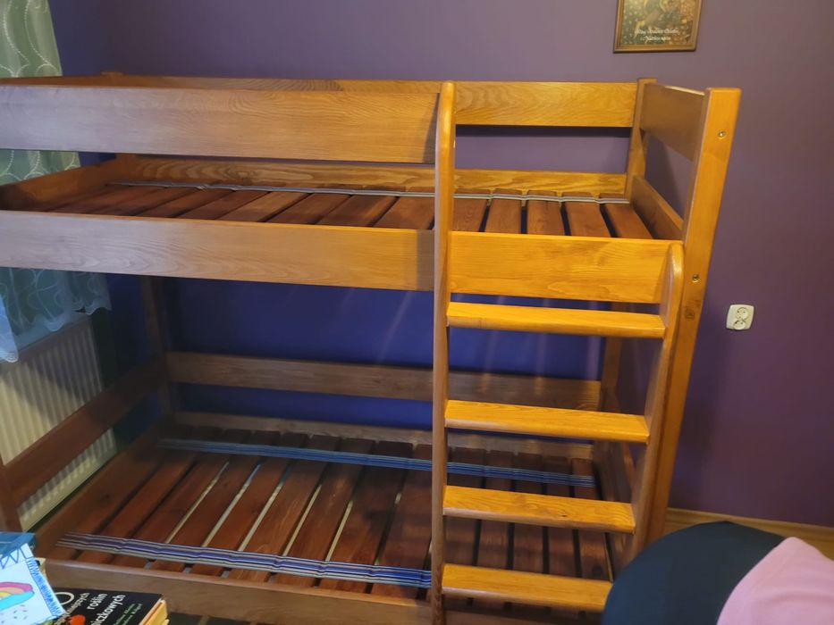 Łóżko pietrowe drewniane