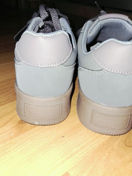 Красиві зручні кросівки кампуси туфлі 37р 24см