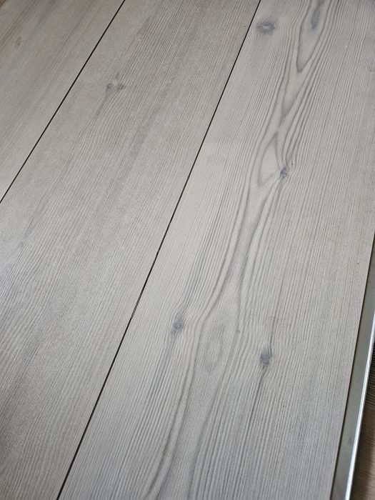 Panele laminowane  berry alloc , 10m²/40m²