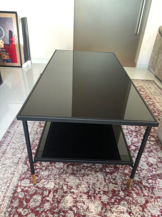 Mesa de vidro Ikea
