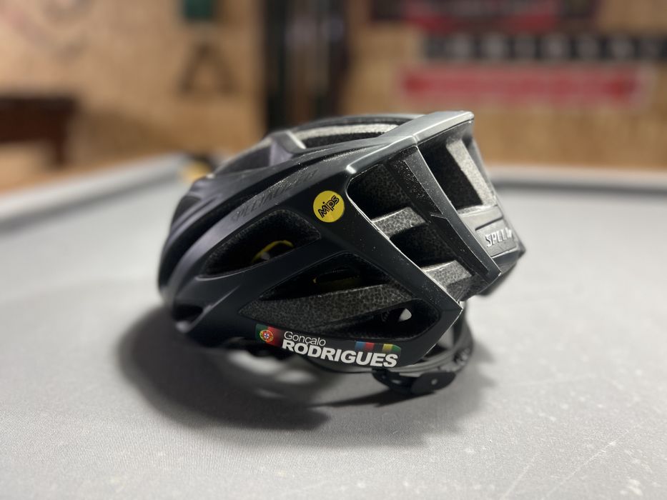 Capacete Specialized Echelon II MIPS