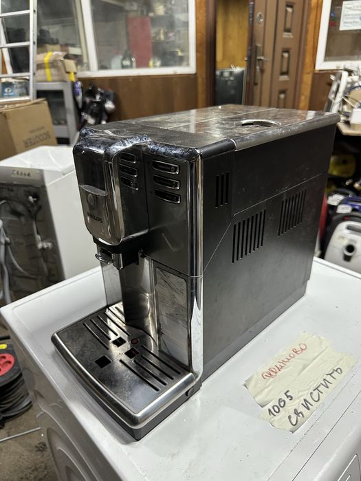 Кавоварка Саеко Saeco Philips Latte Go EP5335 Неробоча