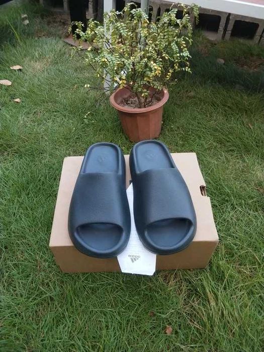 adidas Yeezy Slide Onyx  R.46